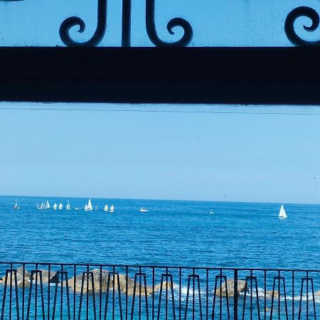 Levante Seaview Apartment Syracuse Luaran gambar